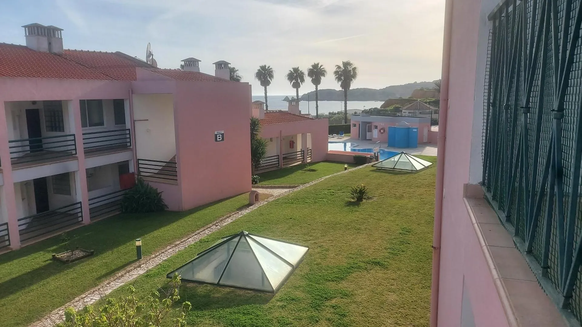 Algarve Nook Apartments - Coral Do Vau *** Портиман Португалия